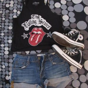 Rolling stone tee